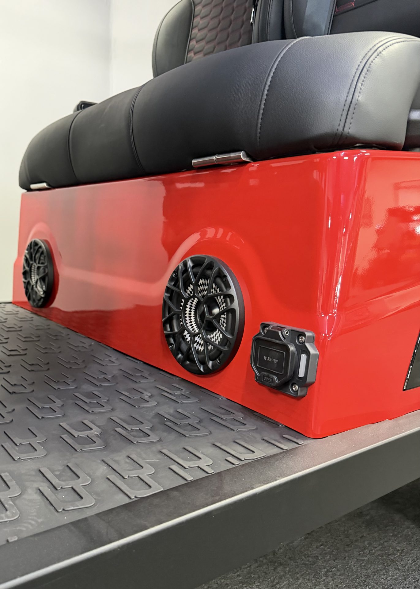 
								2025 Costa Carts 600S full									