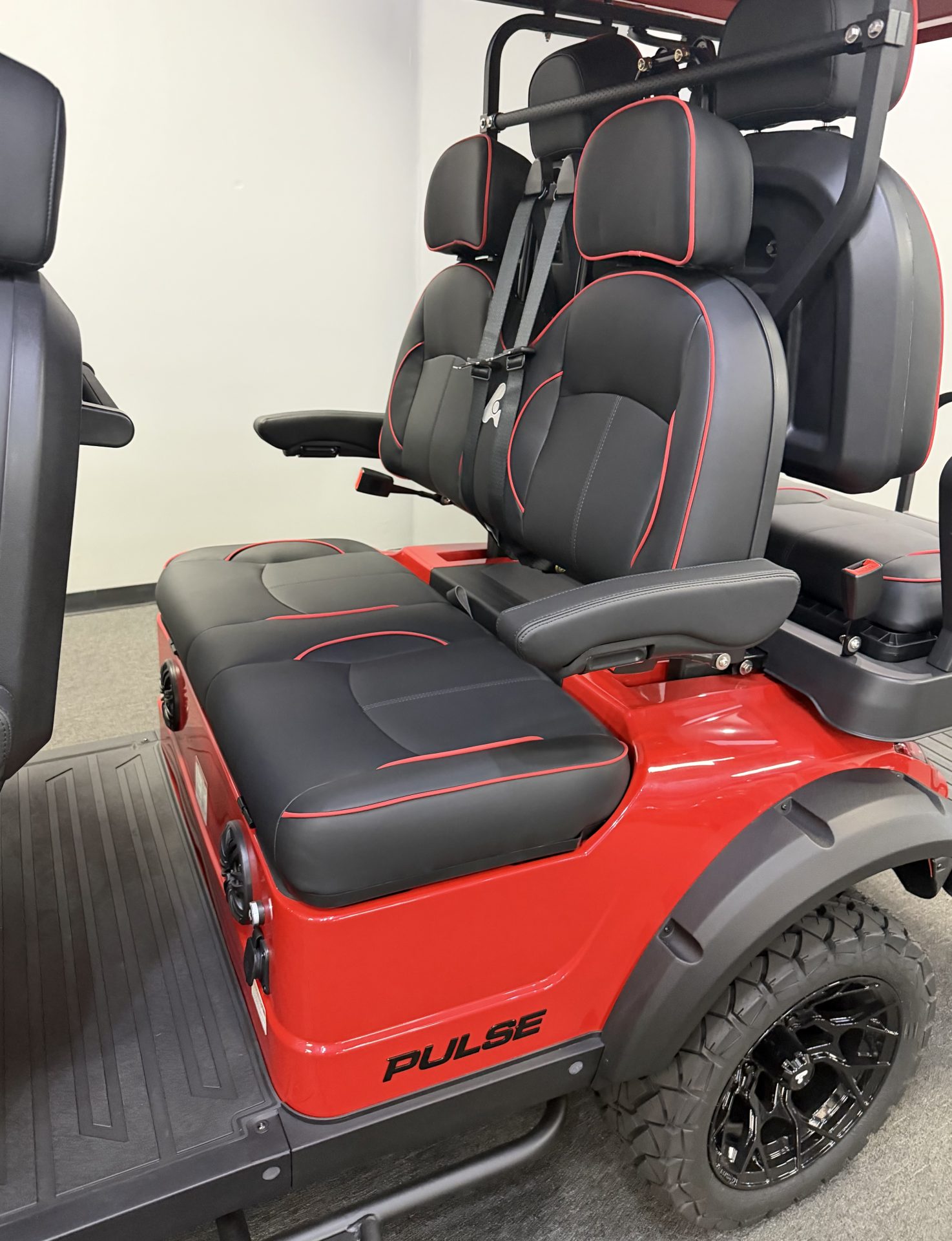 
								2026 ActivEV Pulse 6L full									