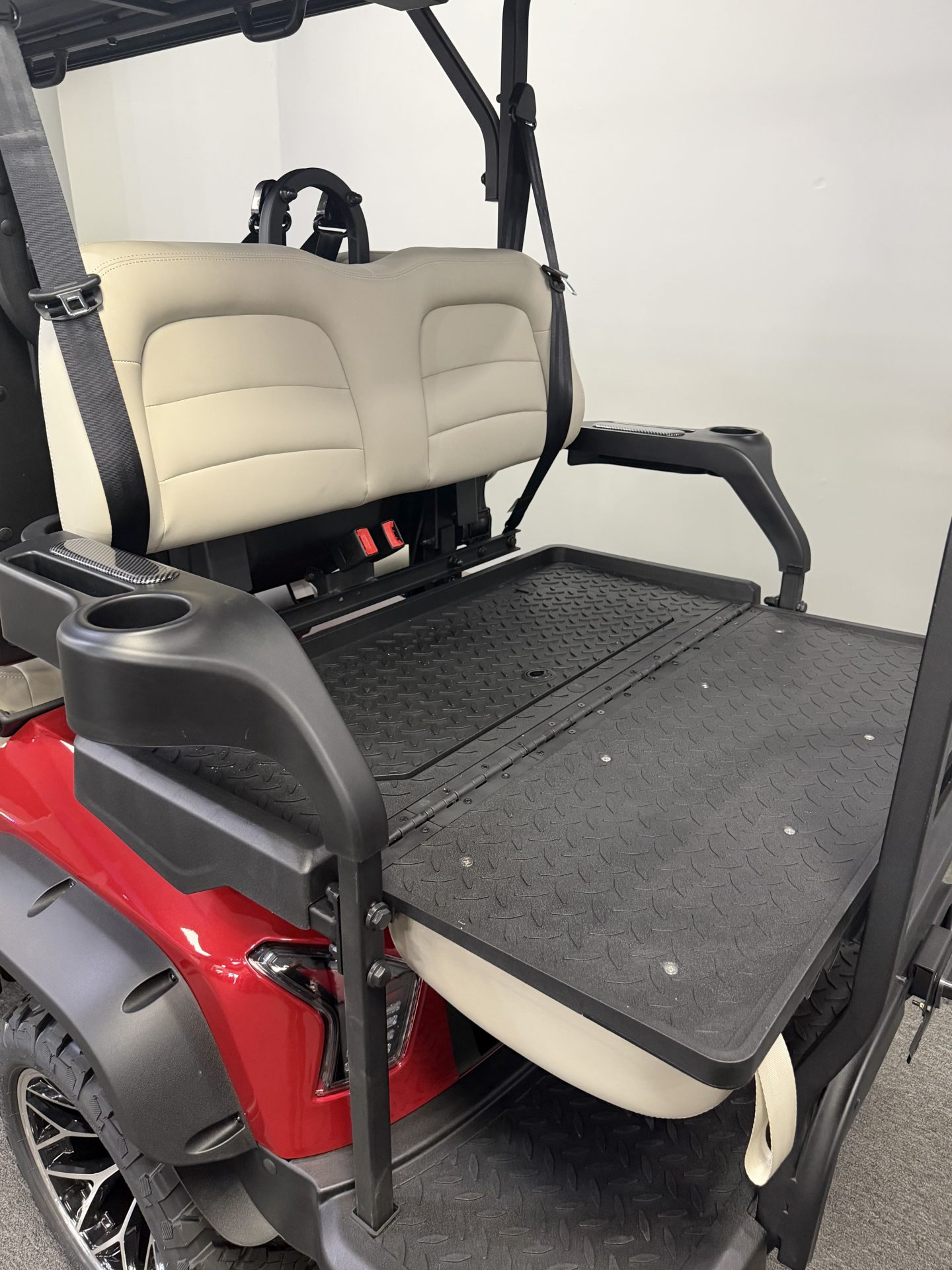 
								2026 Dach Apollo 6L full									