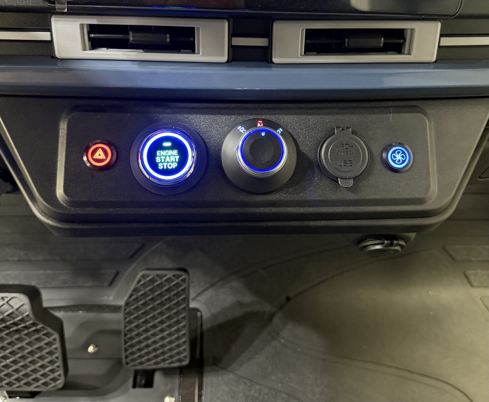 
								2026 Sivo Edge 4FL full									