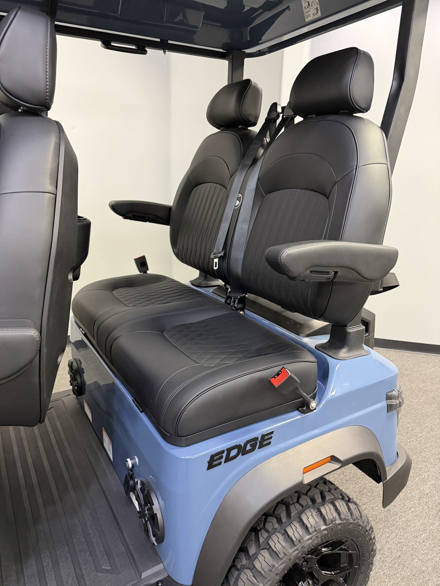 
								2026 Sivo Edge 4FL full									