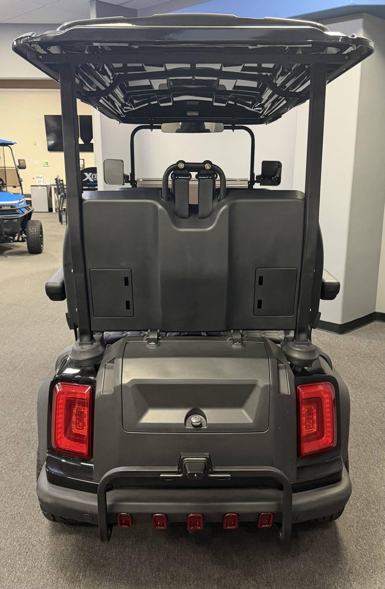 
								2026 Venom EV Stealth 4L full									