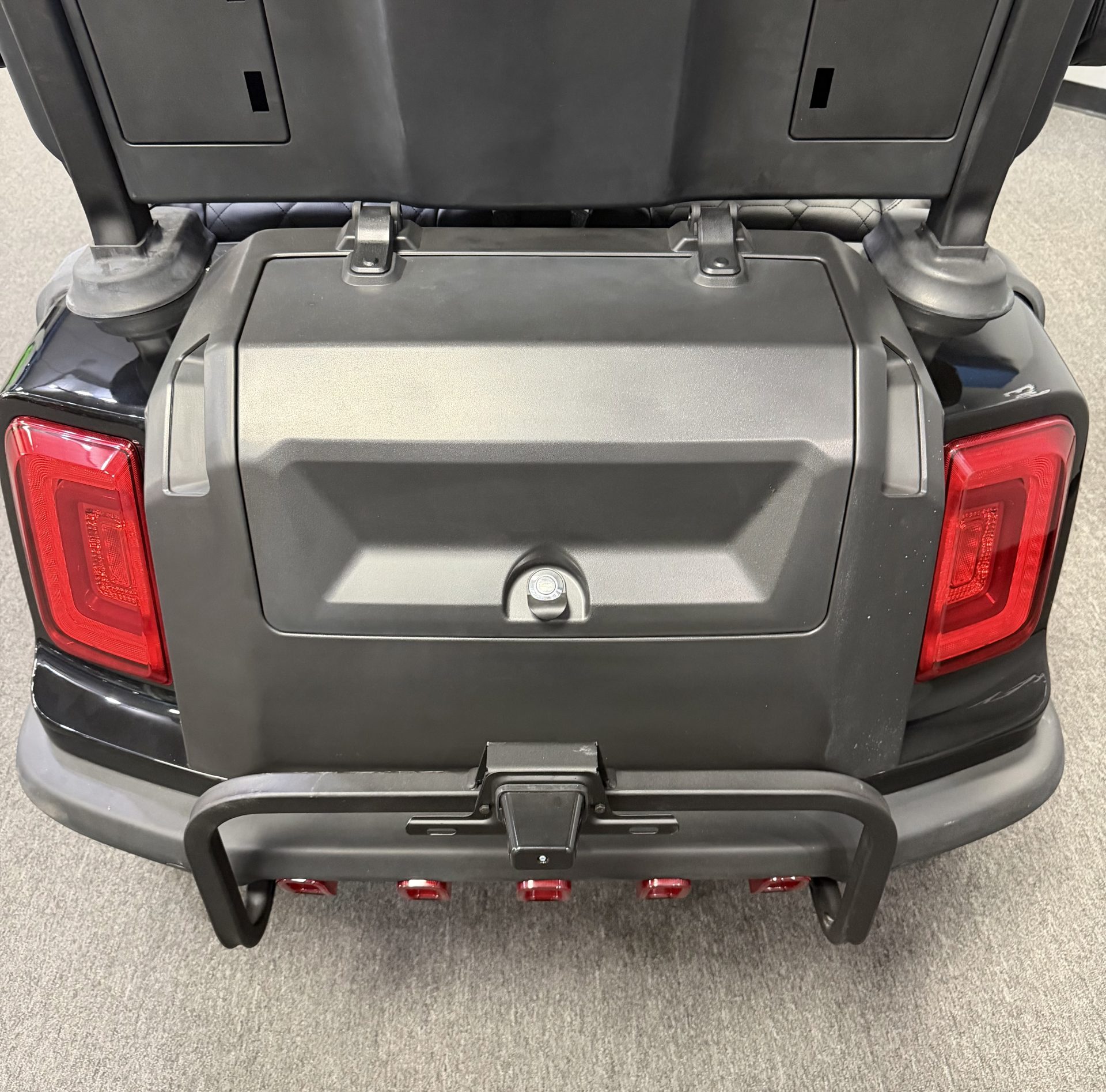 
								2026 Venom EV Stealth 4L full									