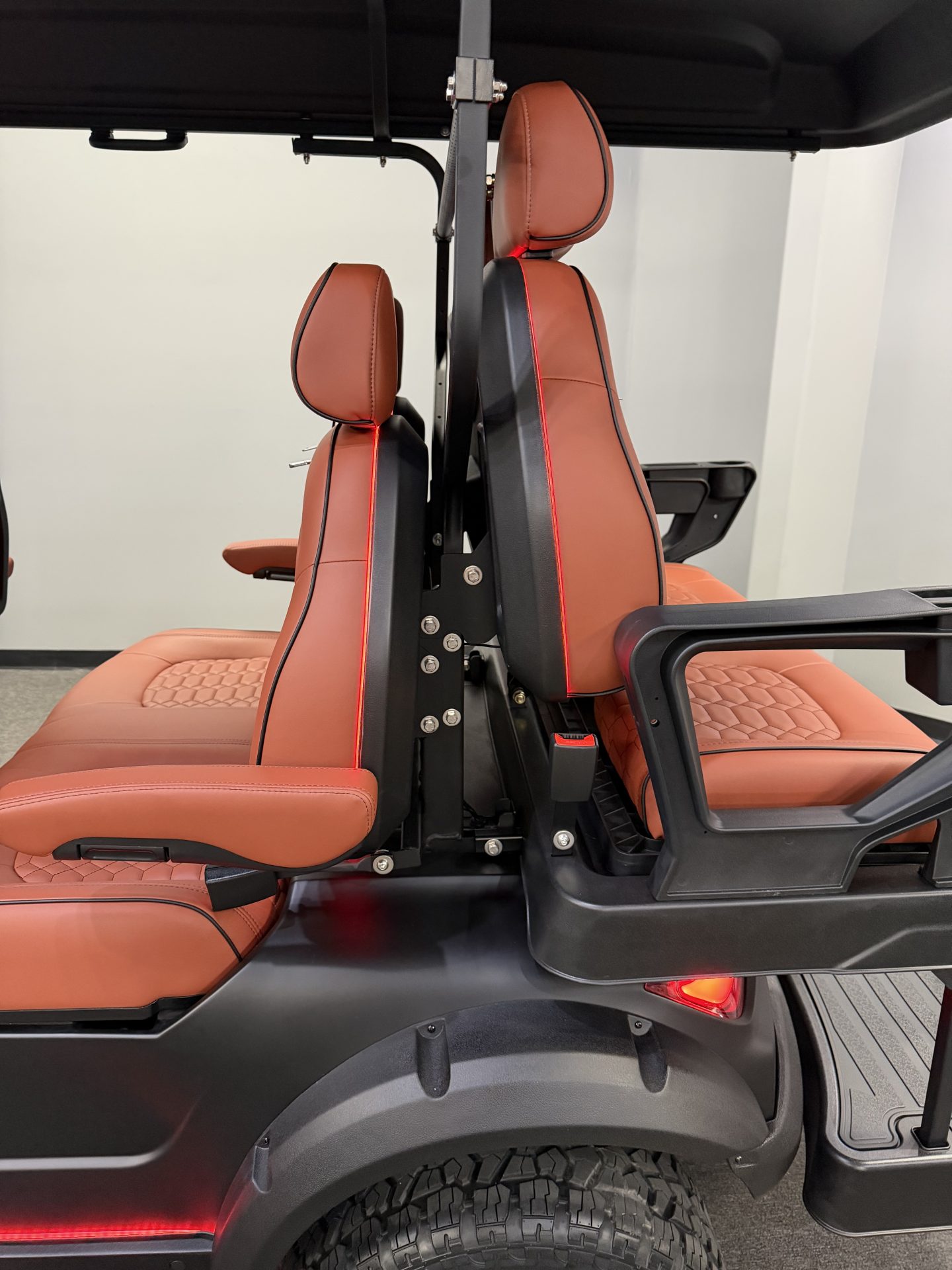 
								2026 Venom EV Strike 6L full									