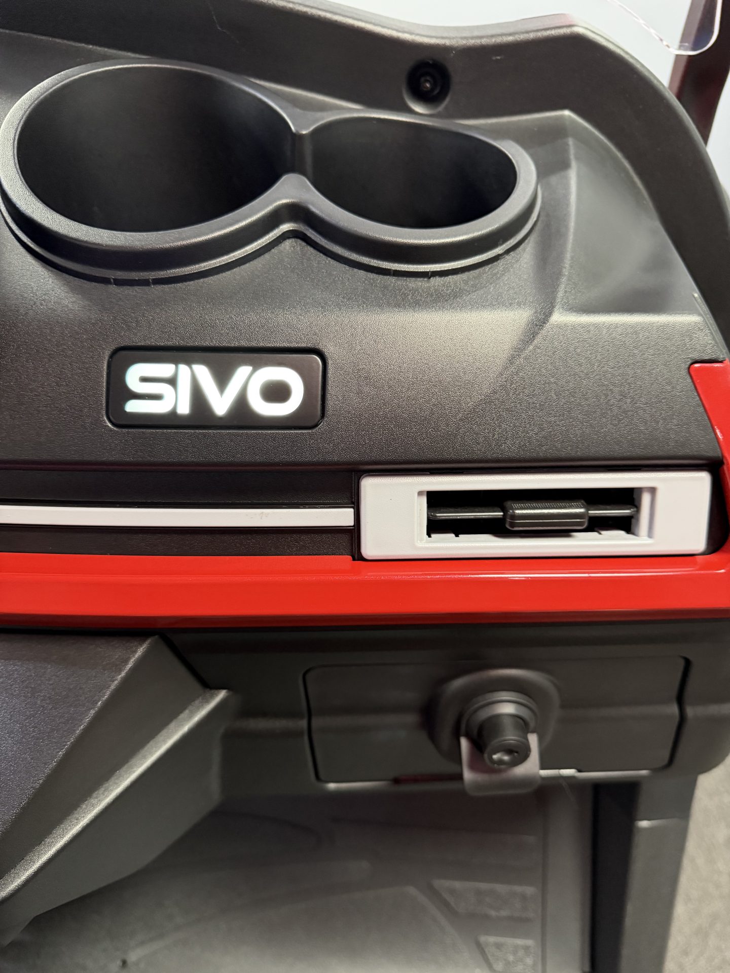 
								2027 Sivo Edge 4FL full									