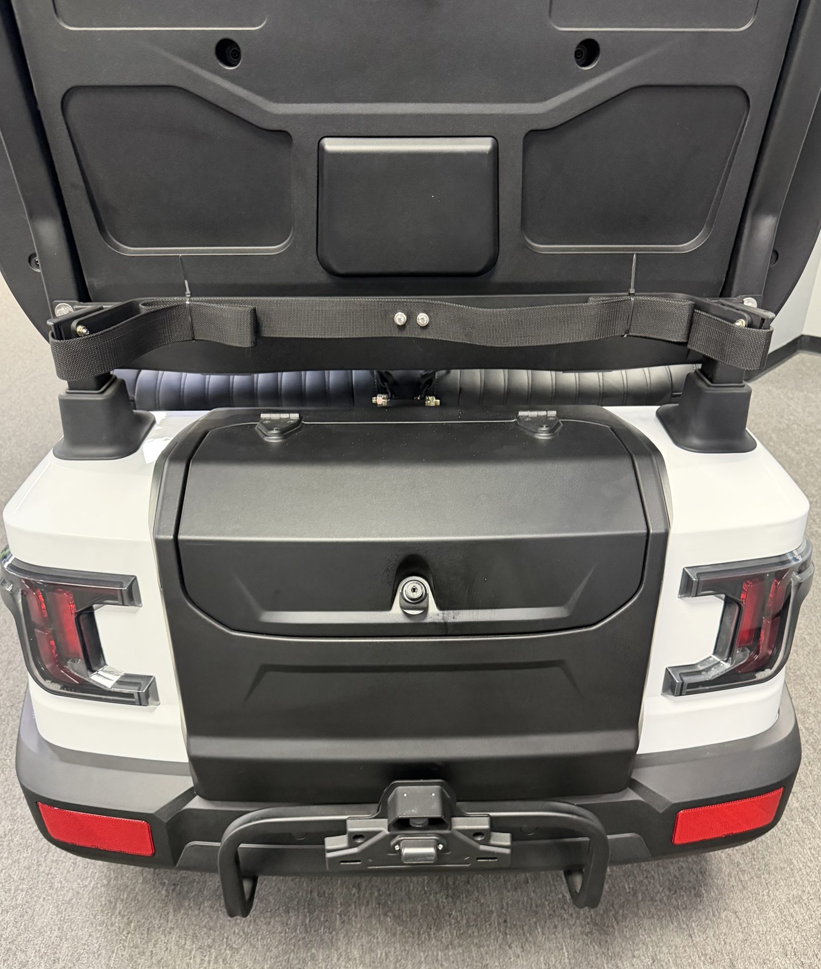 
								2027 Sivo Edge 4FL full									